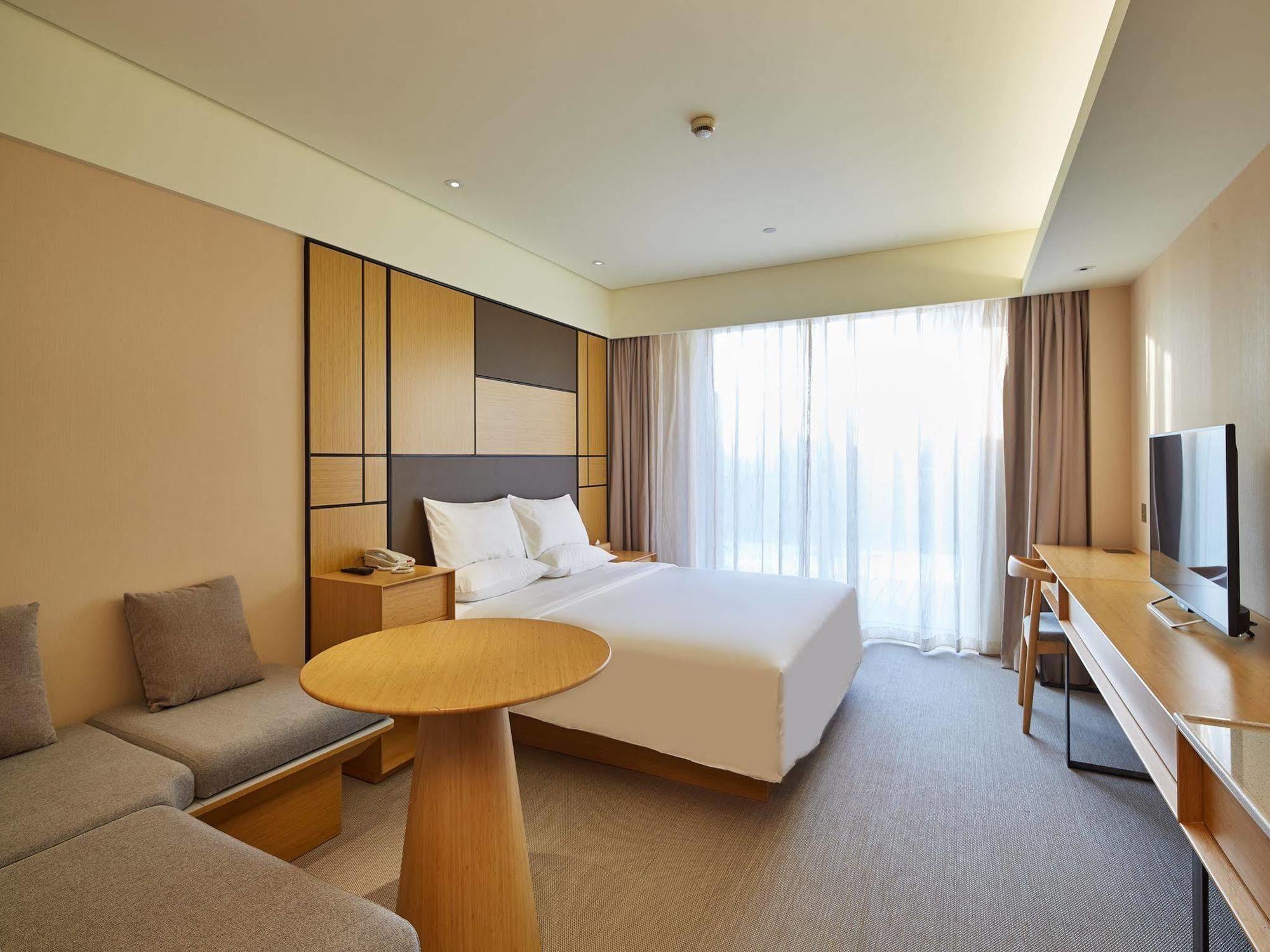 Ji Hotel Shanghai Hongqiao Wuzhong Road Экстерьер фото